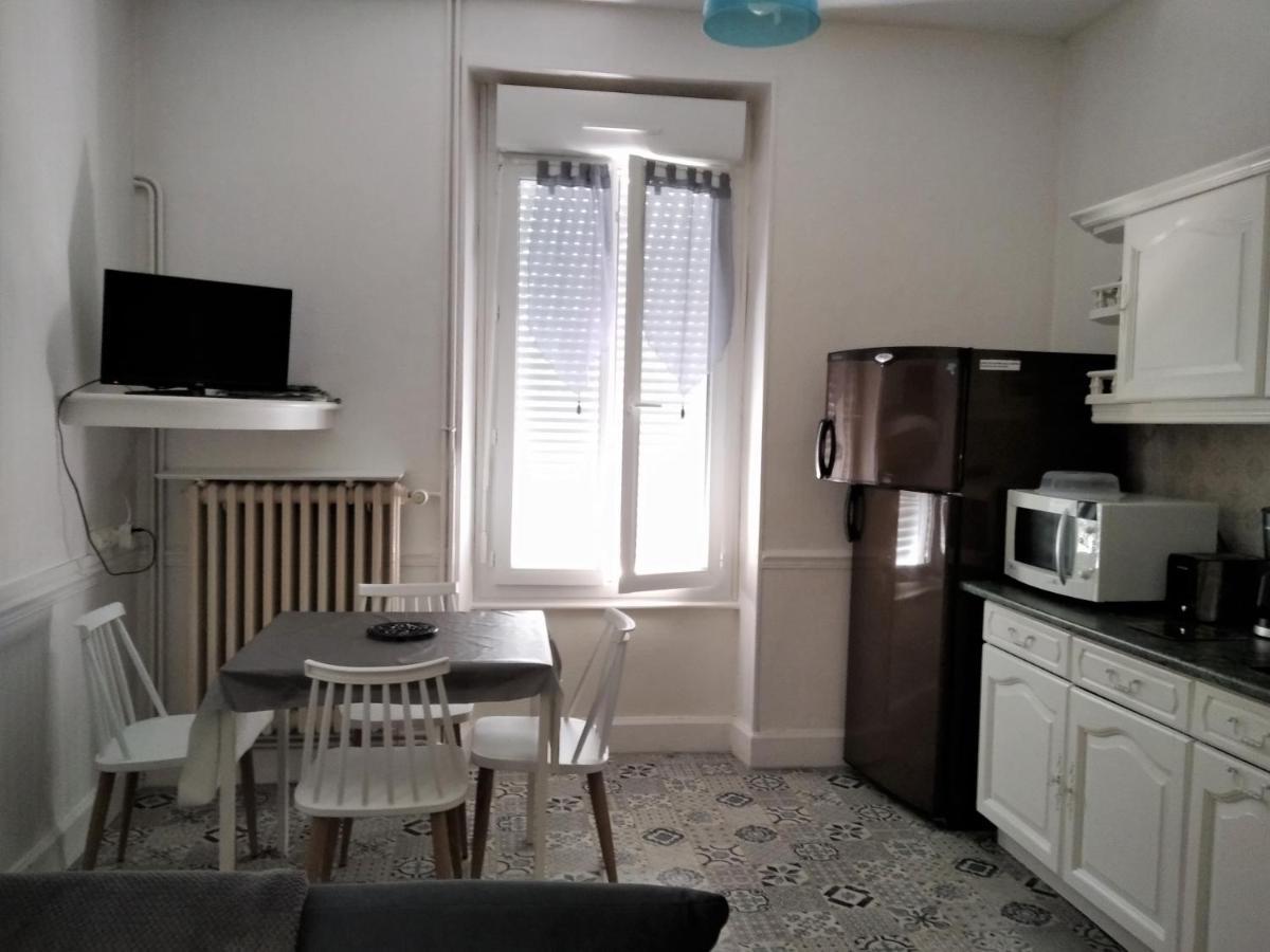 Appartamento Doux Ombrages La Bourboule Esterno foto